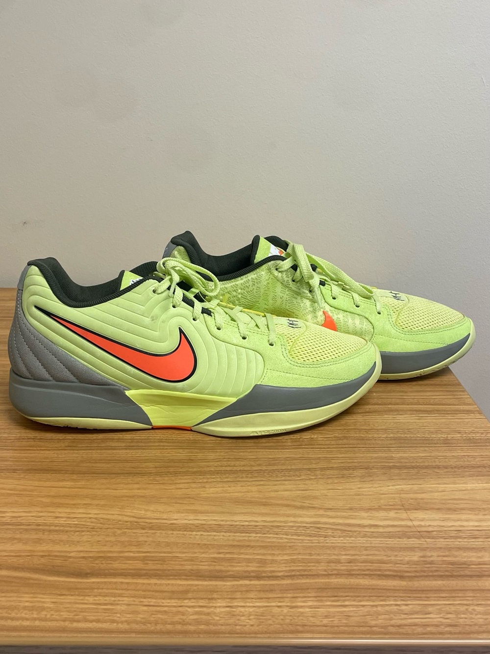 Ja 2 "Twelve Time" Nike Basketball Shoes Size 12 Great Condition